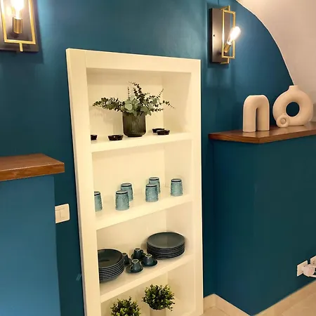 Domus Parthenope Deluxe * Неаполь