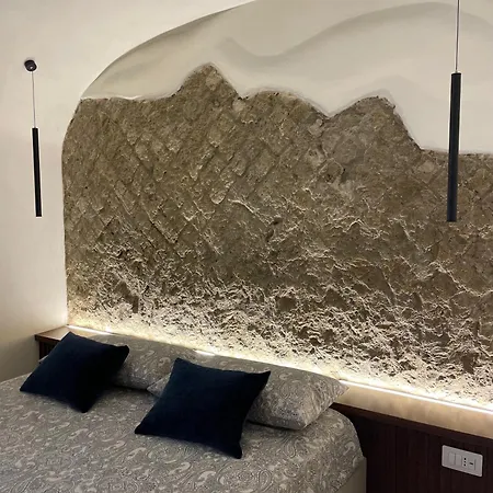 Domus Parthenope Deluxe Апартаменты *