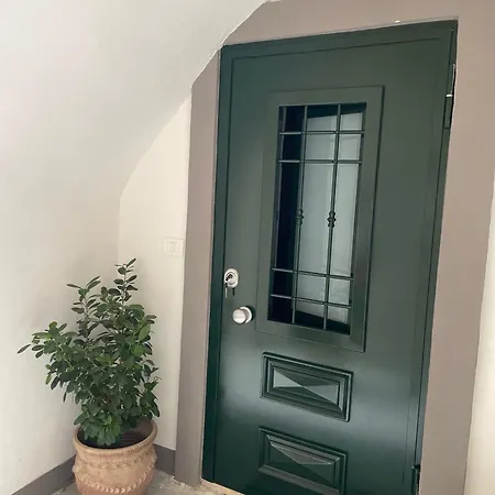 Domus Parthenope Deluxe Неаполь