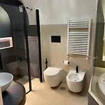 Domus Parthenope Deluxe Apartment *