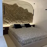 Domus Parthenope Deluxe Apartment Neapel